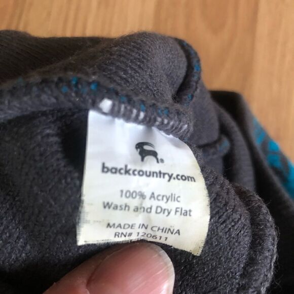 BACK COUNTRY Blue/Gray Pom Beanie Winter Hat - Picture 3 of 5